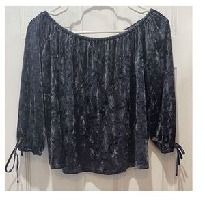 American Eagle Outfitters Navy Blue 3/4 Sleeve Velour Top Women’s Size XS